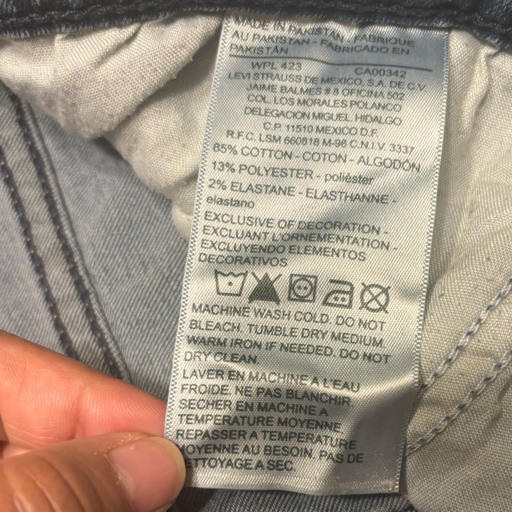 Signature Low Rise Jeggings - Size 10 - Picture 3 of 6